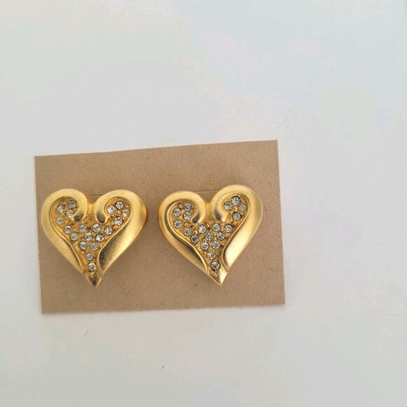 Vintage Valentino Rhinestone Gold Tone Stud Earrings Small Hearts V - Picture 1 of 6